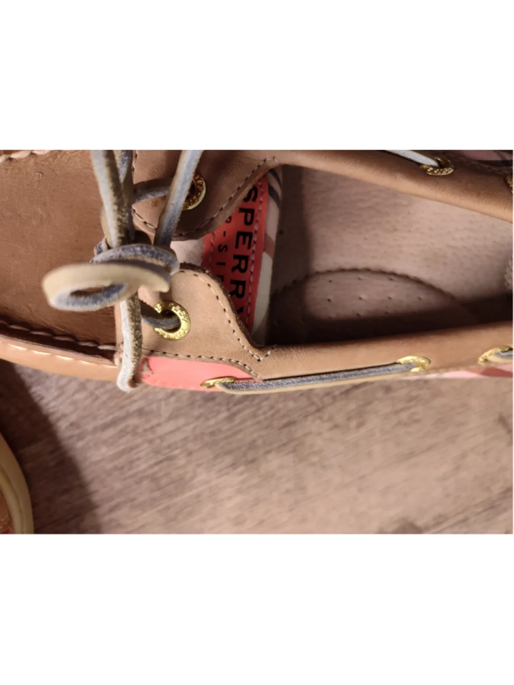 Women's Sperry Top-Sider Boat Shoes, Beige and Pink Plaid Size 7.5